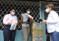 La labor social contin&uacute;a en Atacames